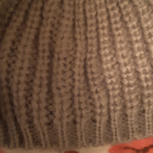 Pom Crochet Beanie Hats NWT Claires - Picture 4 of 4